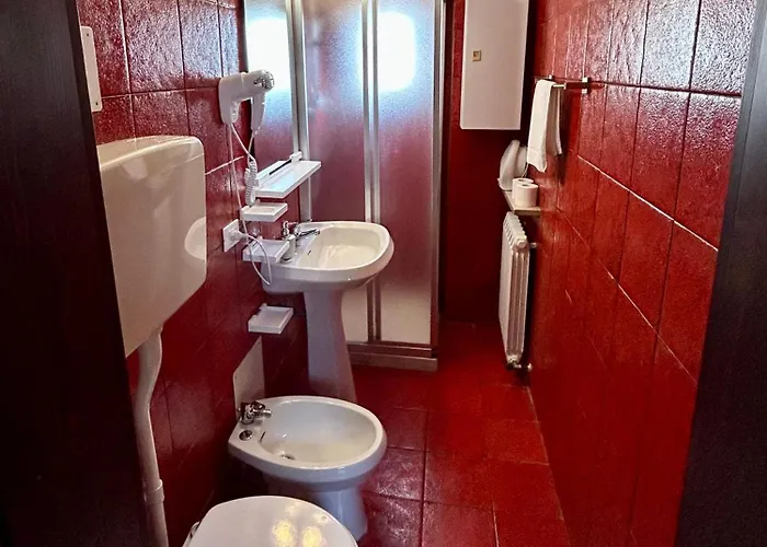 ゲストハウス ディモーラ '800 フェラーラ